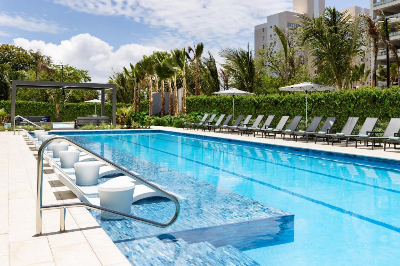 Residence Inn By Marriott San Juan Isla Verde Bagian luar foto